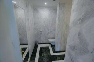 Гостиница Фортеция Орск Улучшенный люкс с кроватью размера «king-size»-10